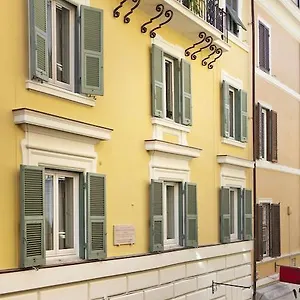 Gasthuis Garibaldi Piazza Di Spagna